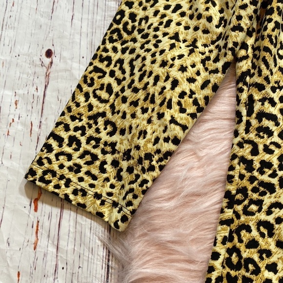 J. McLaughlin Catalina Leopard Print Cowl Neck Top sz S - Picture 4 of 10